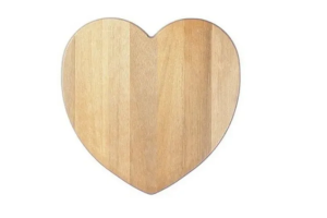 TABUA DE MADEIRA CORAÇAO MAD 24CM REF-SKE20809