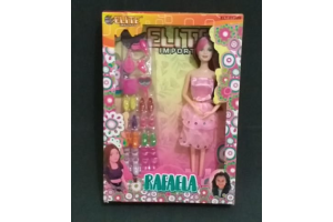 BONECA DE PLASTICO COM ACESSORIOS REF-ELT01229